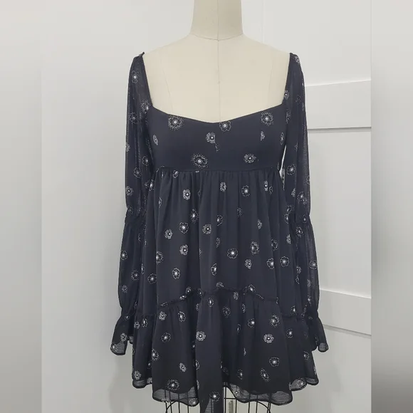 Urban Outfitters Black Lanette Chiffon Long Sleeves Babydoll Mini Dress Size S - Picture 3 of 11